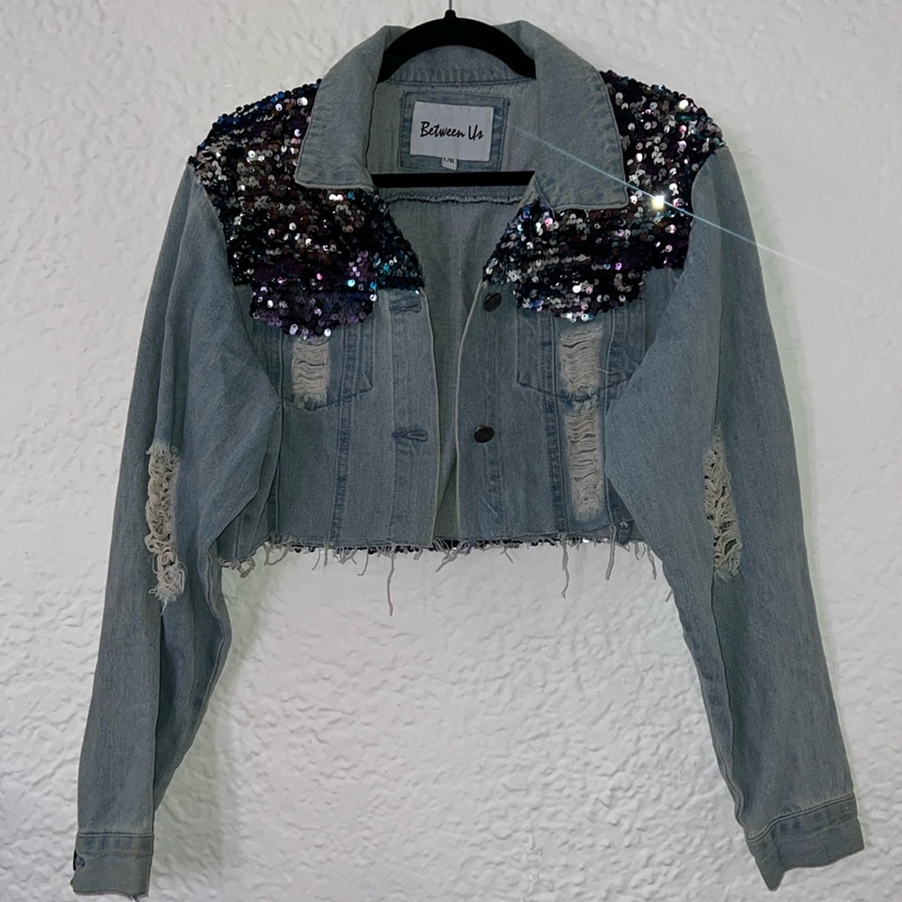 Denim jacket - Picture 1 of 6